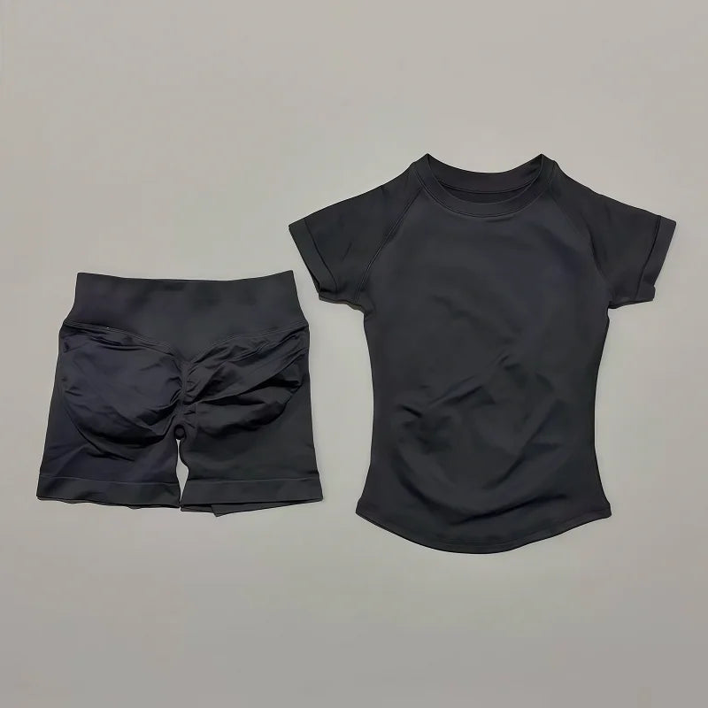 Conjunto Deportivo para Mujer de 2 piezas - Top Deportivo y Calza Corta de Compresión